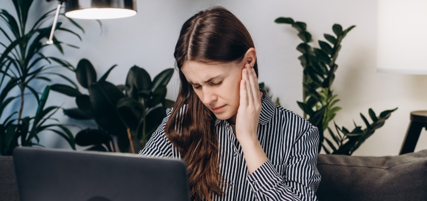 How to Manage Tinnitus and Reduce Its Impact on Daily Life